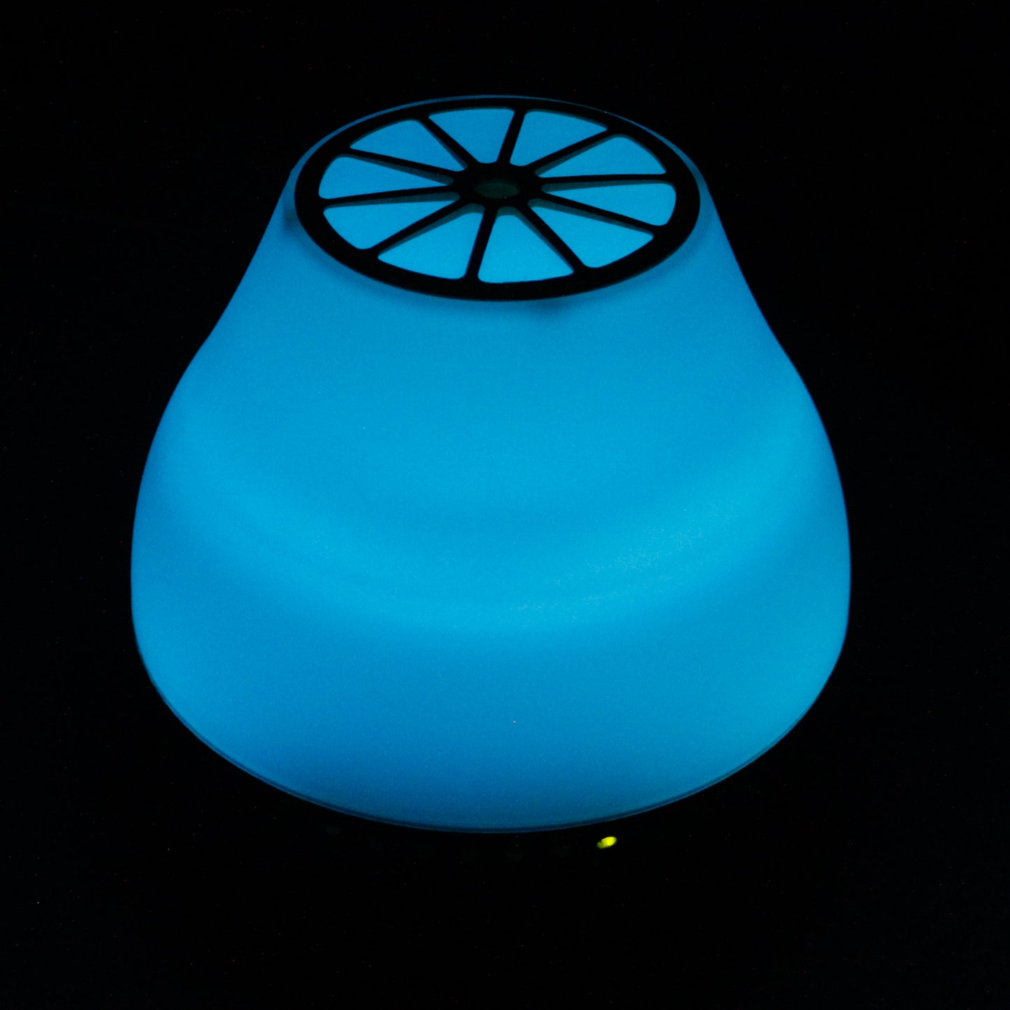 Atomiseur viennois - Enceinte Bluetooth - USB - Changement de couleur - Minuterie