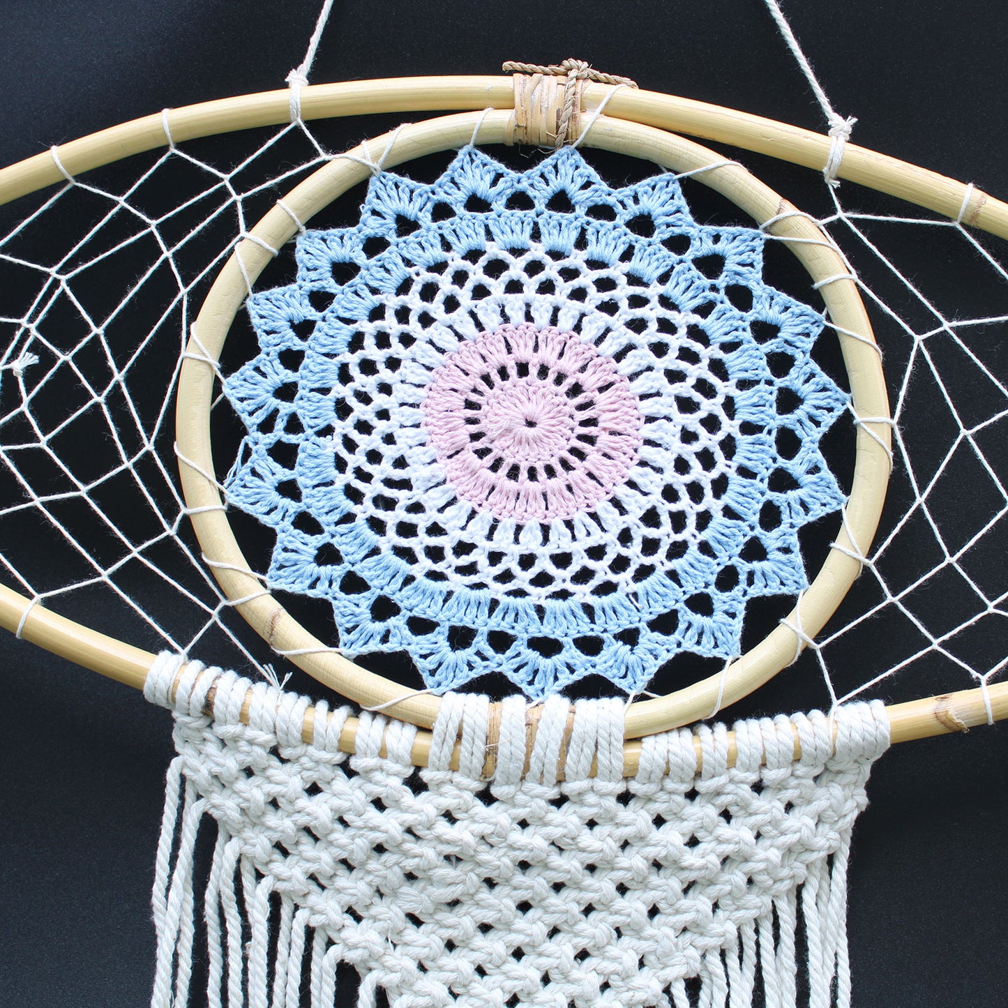 Atrapasueños - Lrg Macramé Ojo Azul / Blanco / Rosa