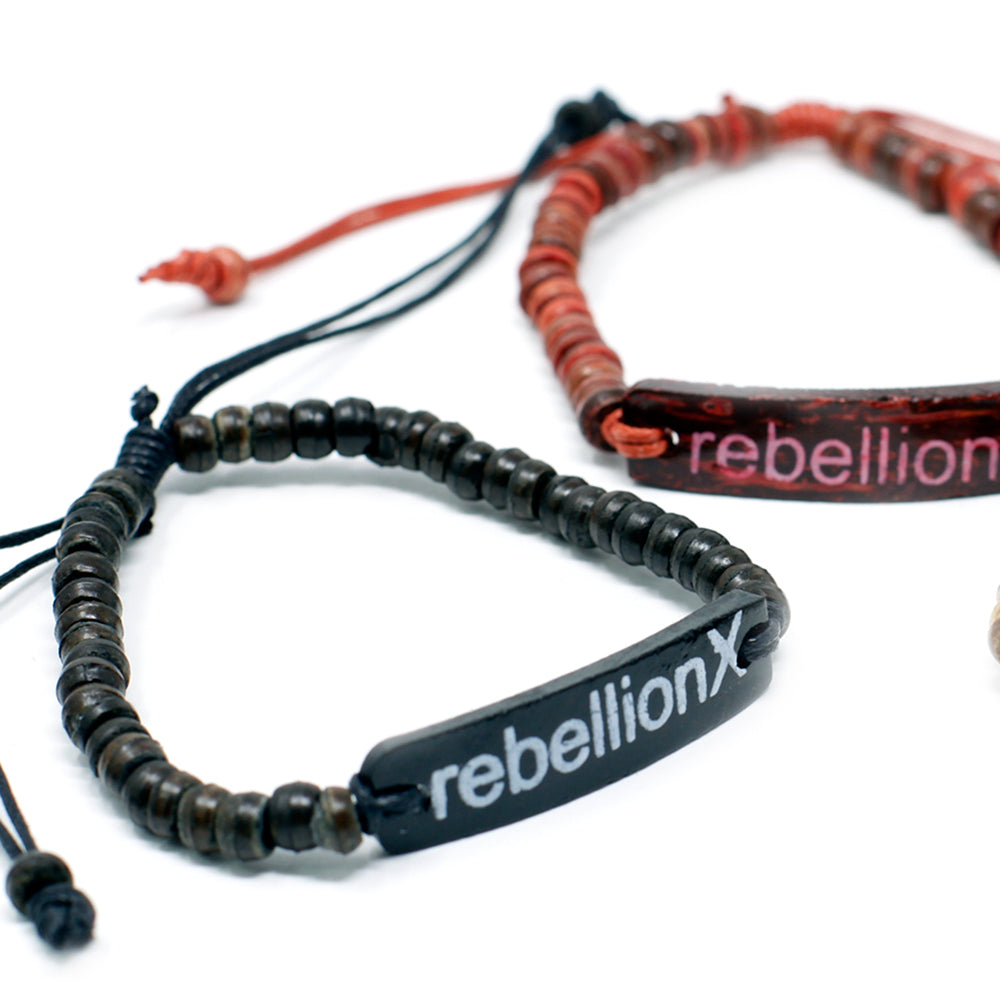 Coco Slogan Bracelets - Rebelión