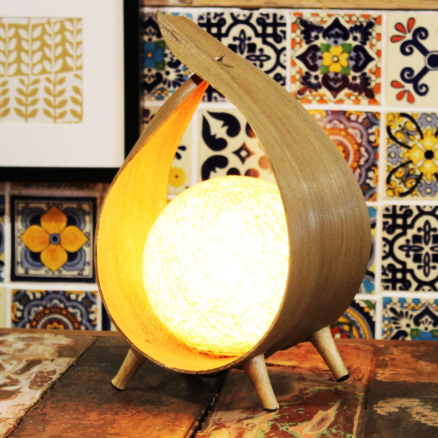 Natural Coconut Lamp - Bucle Natural