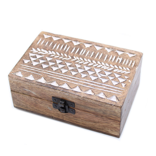 White Wooden Box - 6x4 Aztec Design