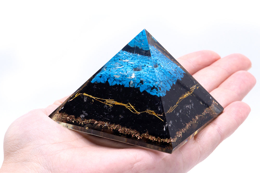 Orgonite Pyramid Lrg 70mm - Chakra Gems - Turquoise and Black Tourmaline - 70 mm