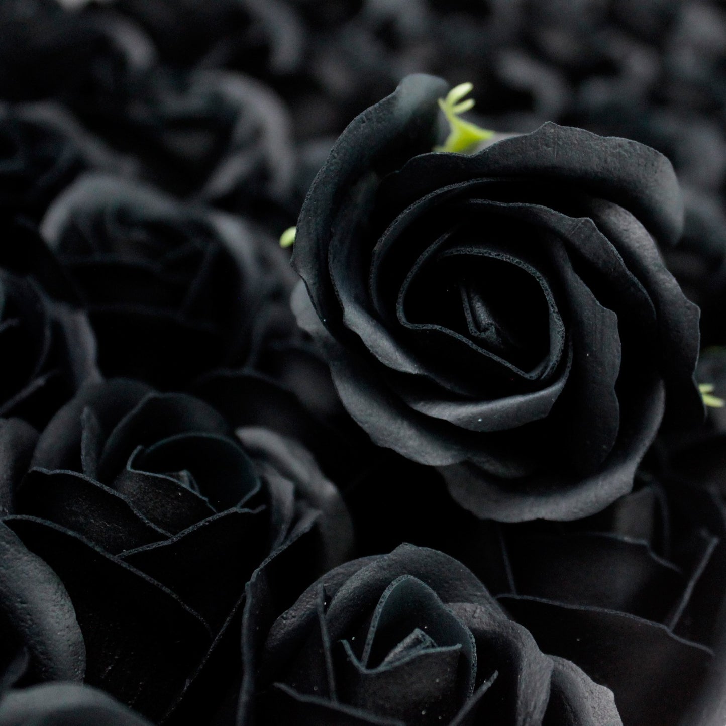 Medium deco crafts flower - black