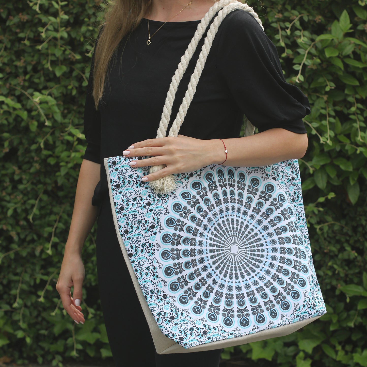 Poche Mandala avec Aile de Canne - Bleu Foncé