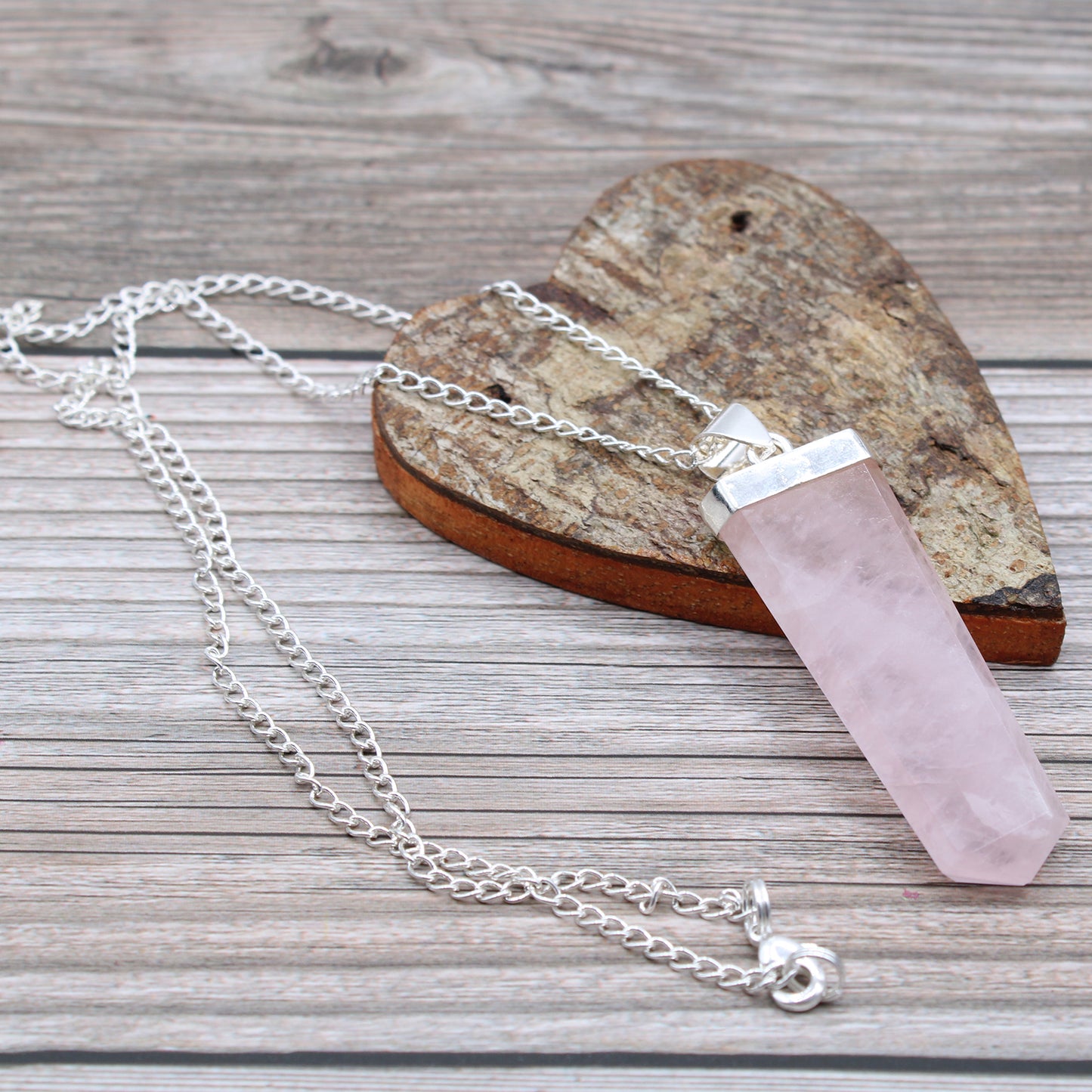 Flat Necklace of Precious Stones - Pink Cuarzo