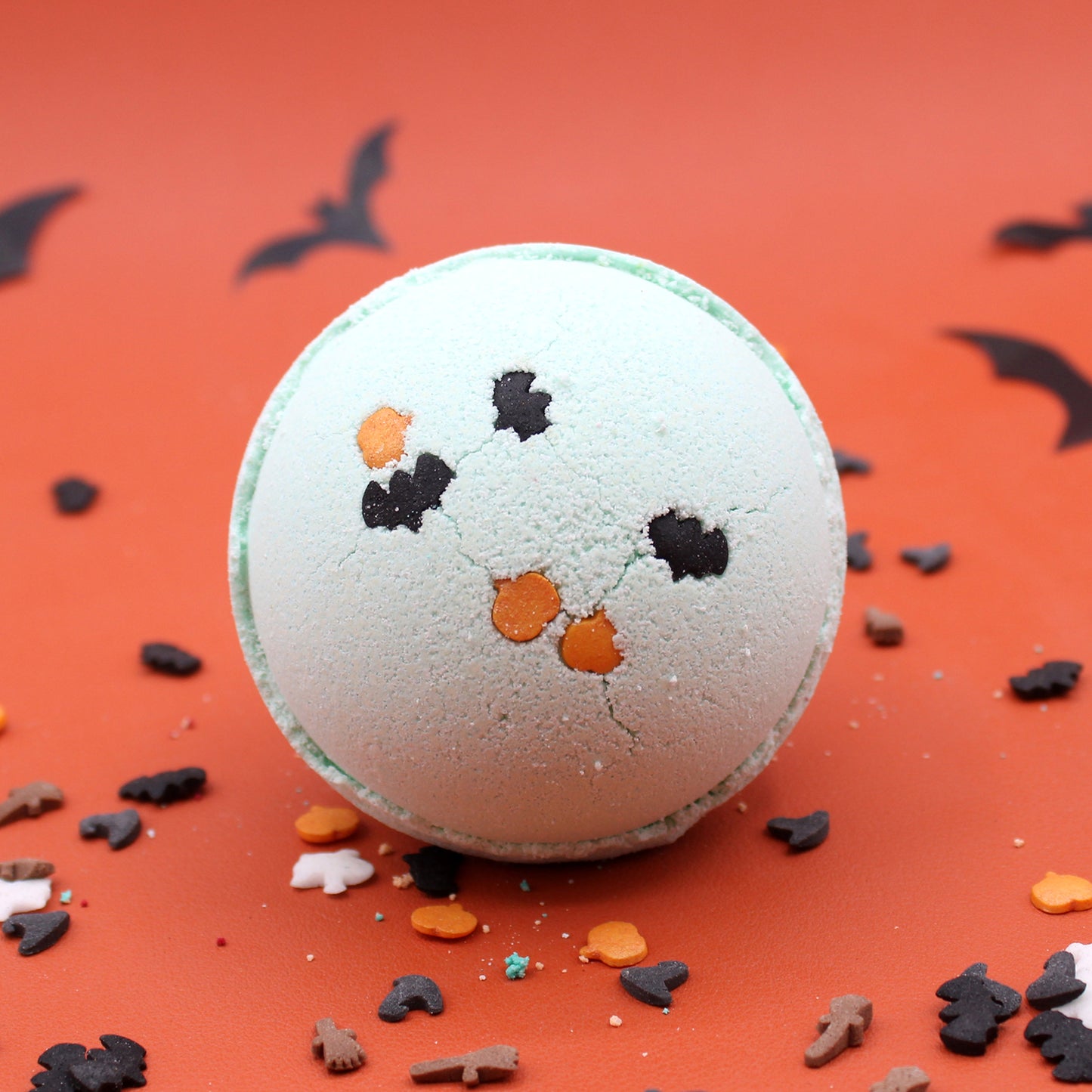 Bombe de bain à la noix de coco et au citron vert pour Halloween