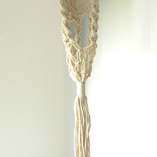 Macrame Maceter - Wide with Ratan Ring