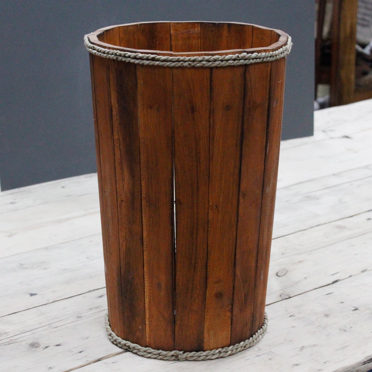 Grd. Nautical display tub - Brown 45x32cm