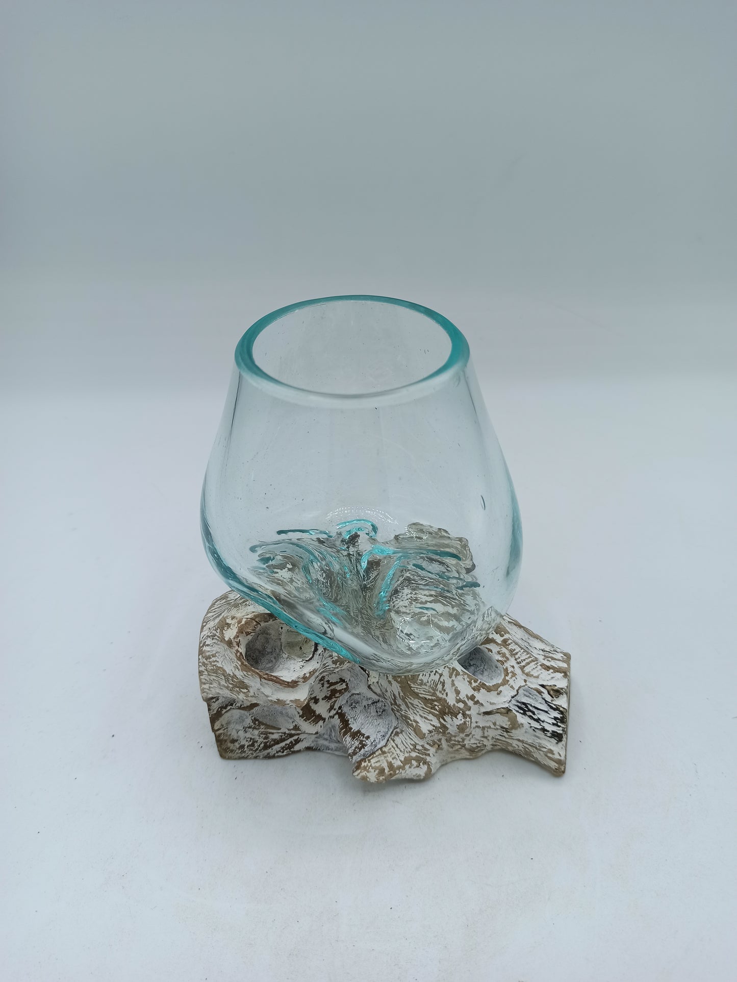 Verre coulé sur bois blanchi - Petit cube