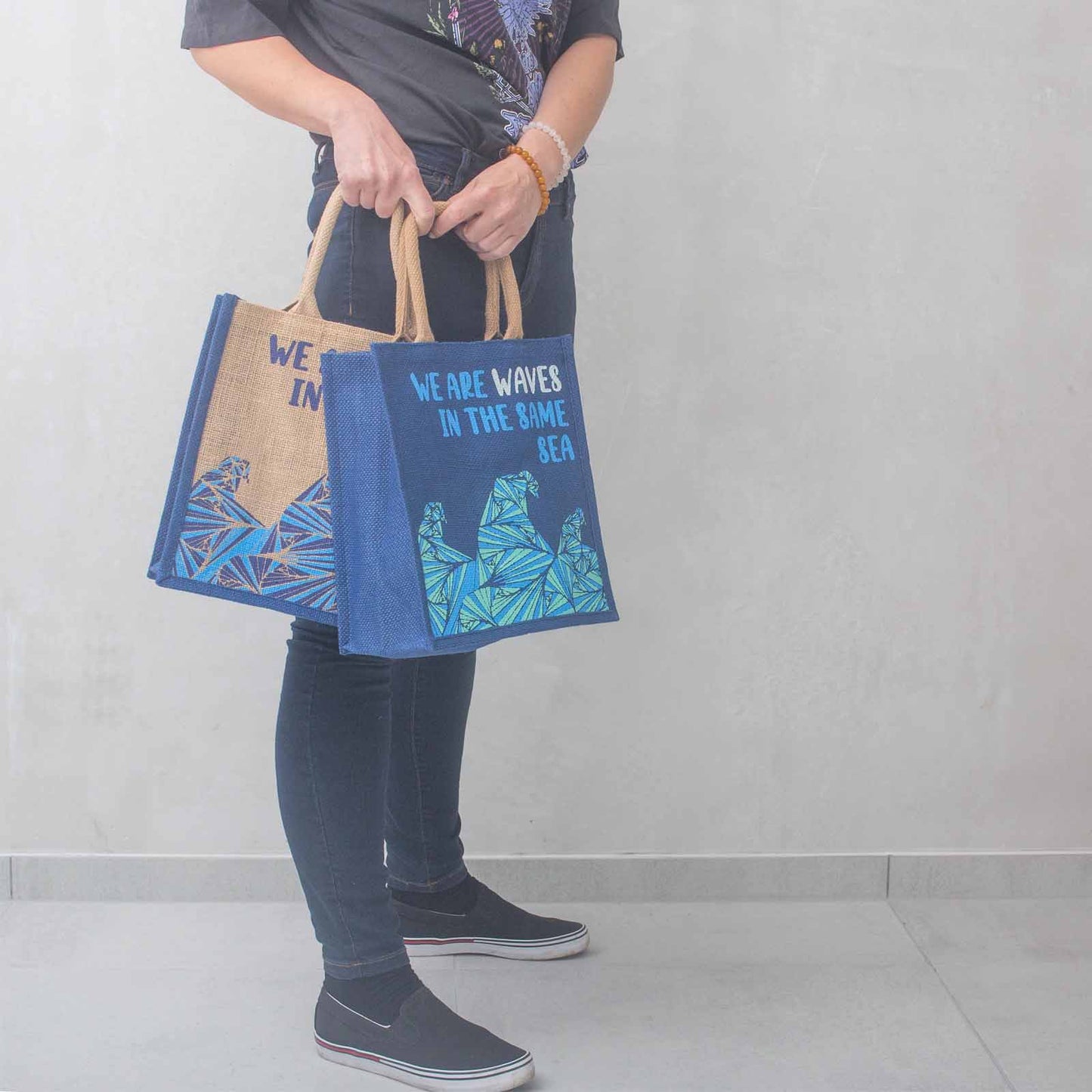 printed yute bag - Somos olas - Grey, Blue and Natural