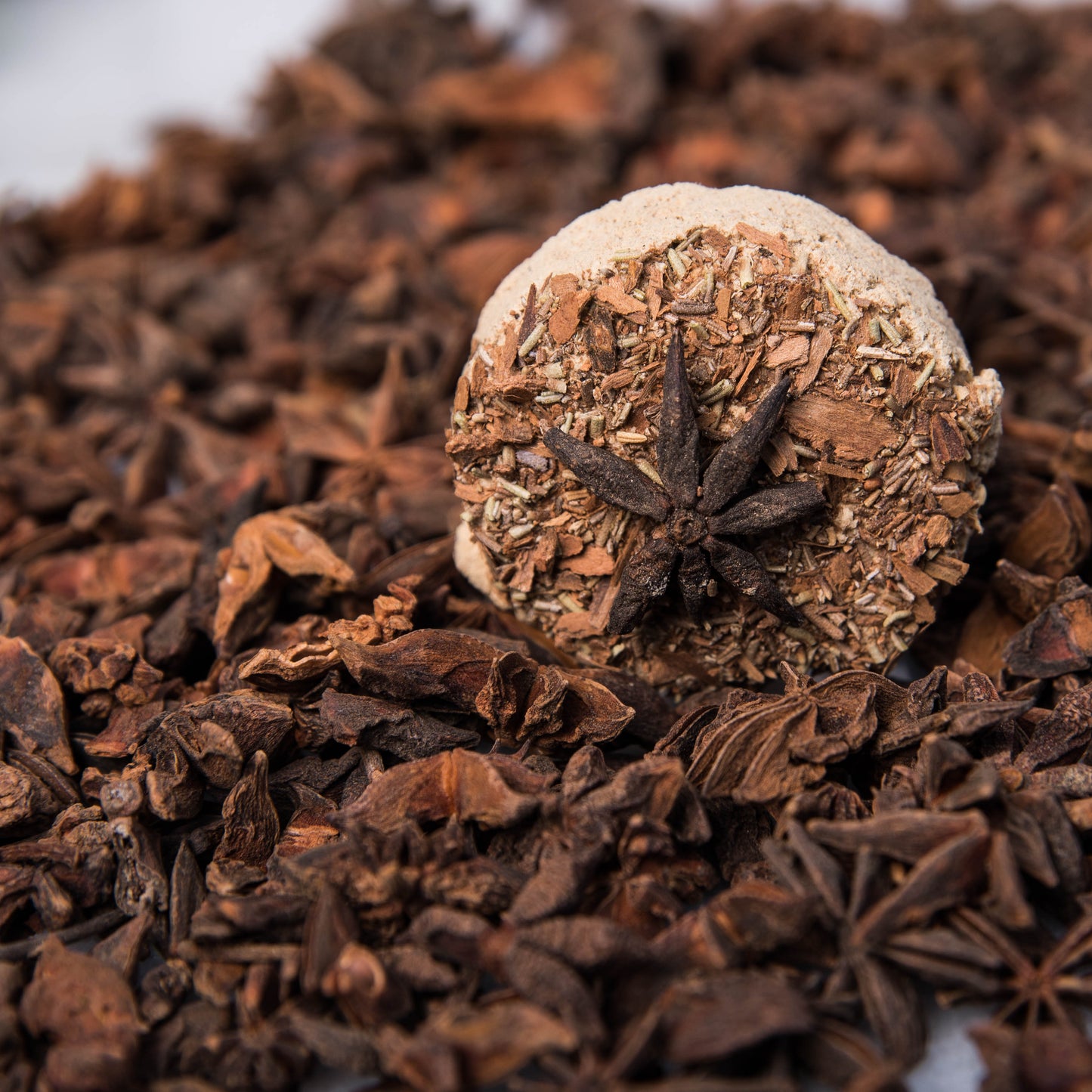 Incense Pastillas in Resin X 4 Anise, Cinnamon and Romero