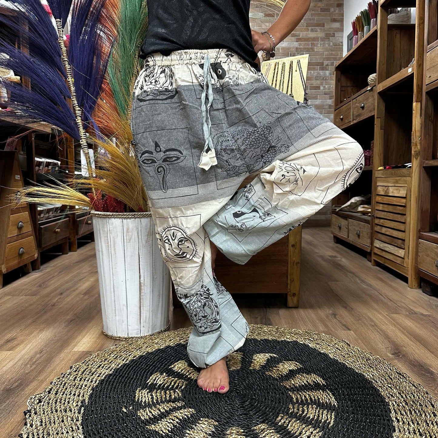 Yoga and festival pants - Himalayan High Cross print in gray